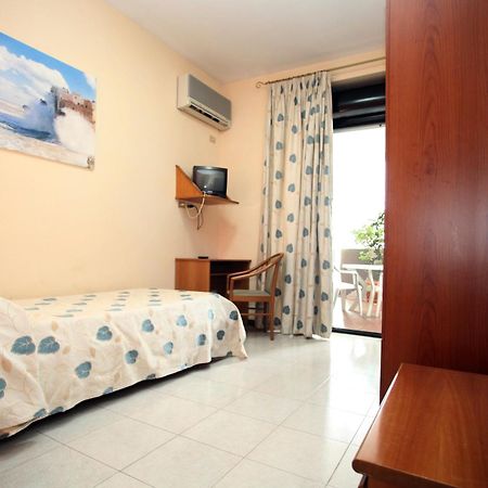 Hotel Cristal Bari Eksteriør billede