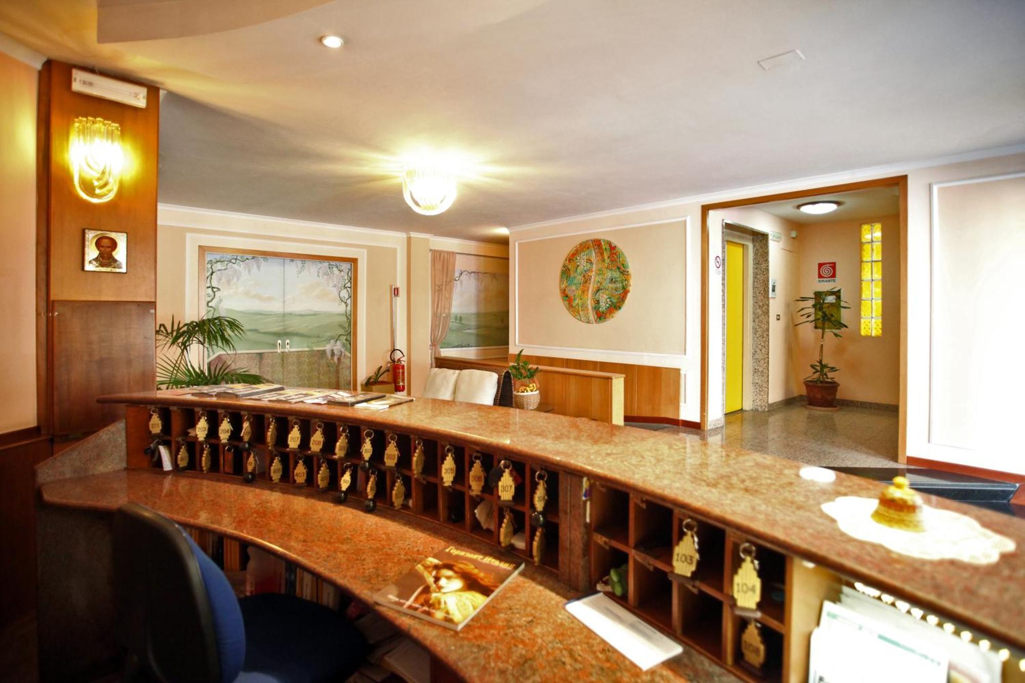 Hotel Cristal Bari Eksteriør billede