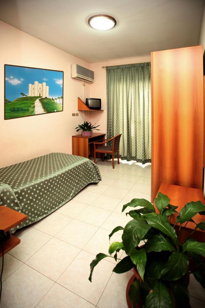 Hotel Cristal Bari Eksteriør billede