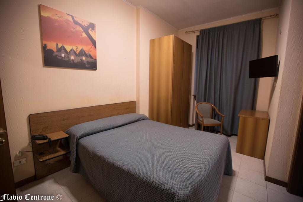 Hotel Cristal Bari Eksteriør billede