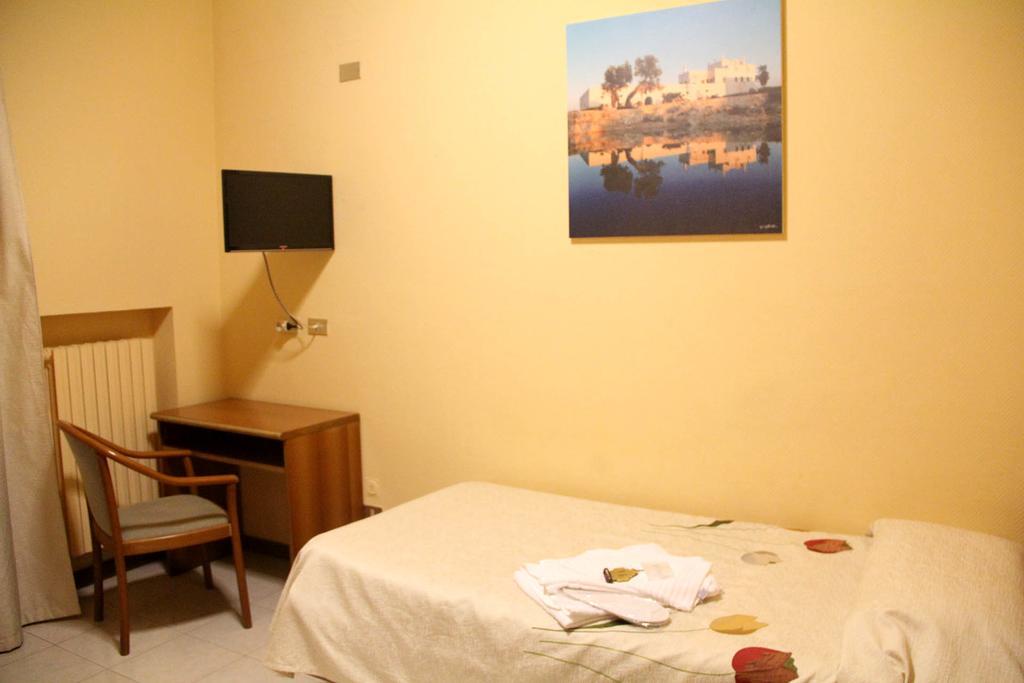 Hotel Cristal Bari Eksteriør billede